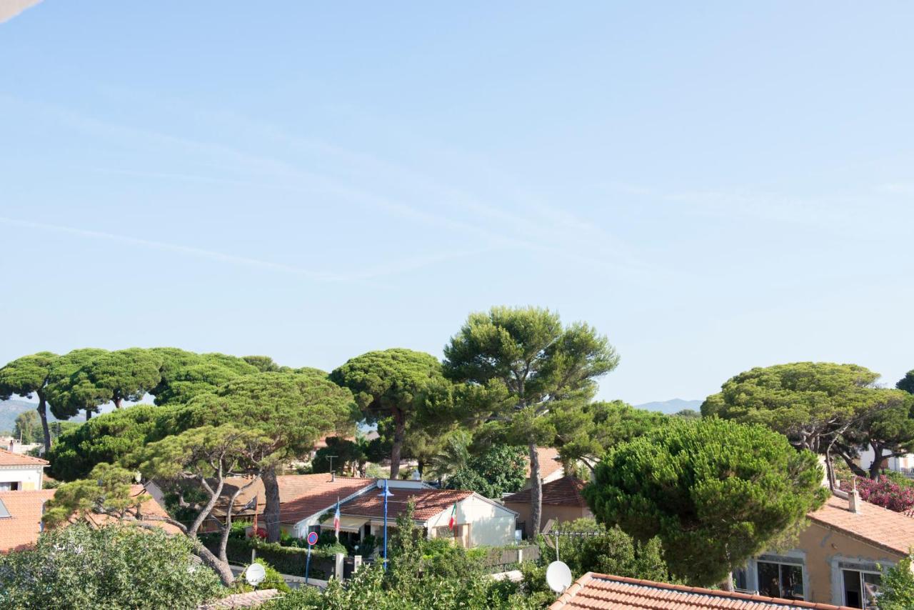 Hotel La Reine Jane Hyères Esterno foto