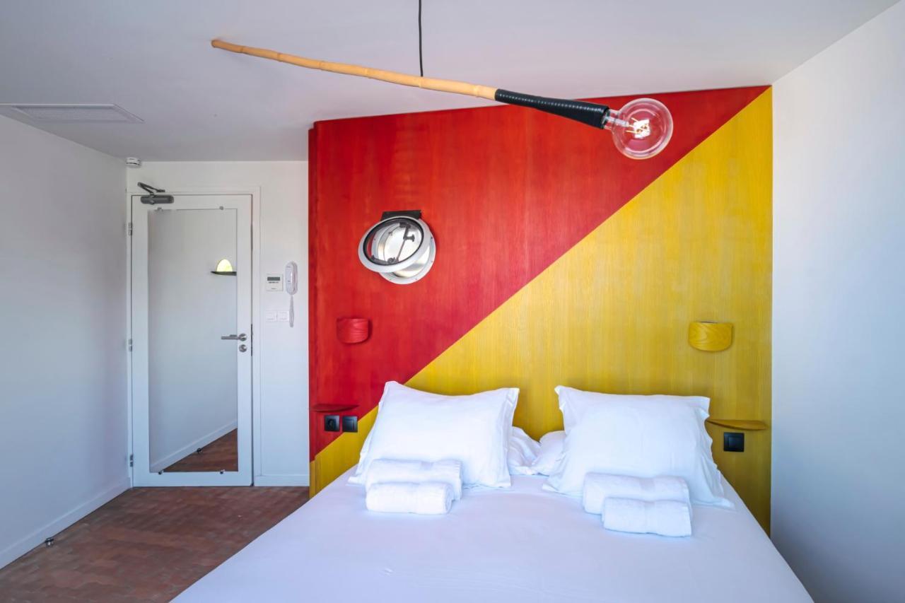 Hotel La Reine Jane Hyères Esterno foto