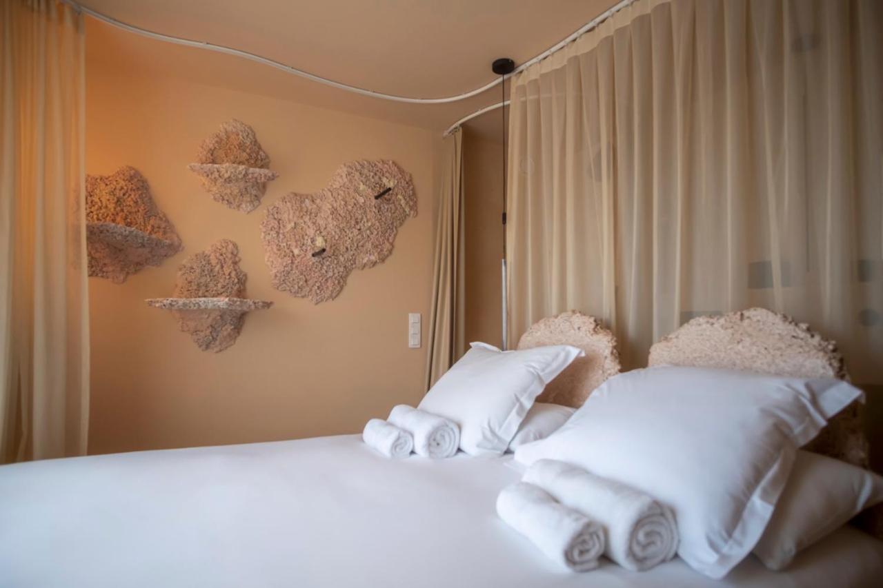 Hotel La Reine Jane Hyères Esterno foto